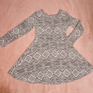 Children's Place girls dress size S 5/6
